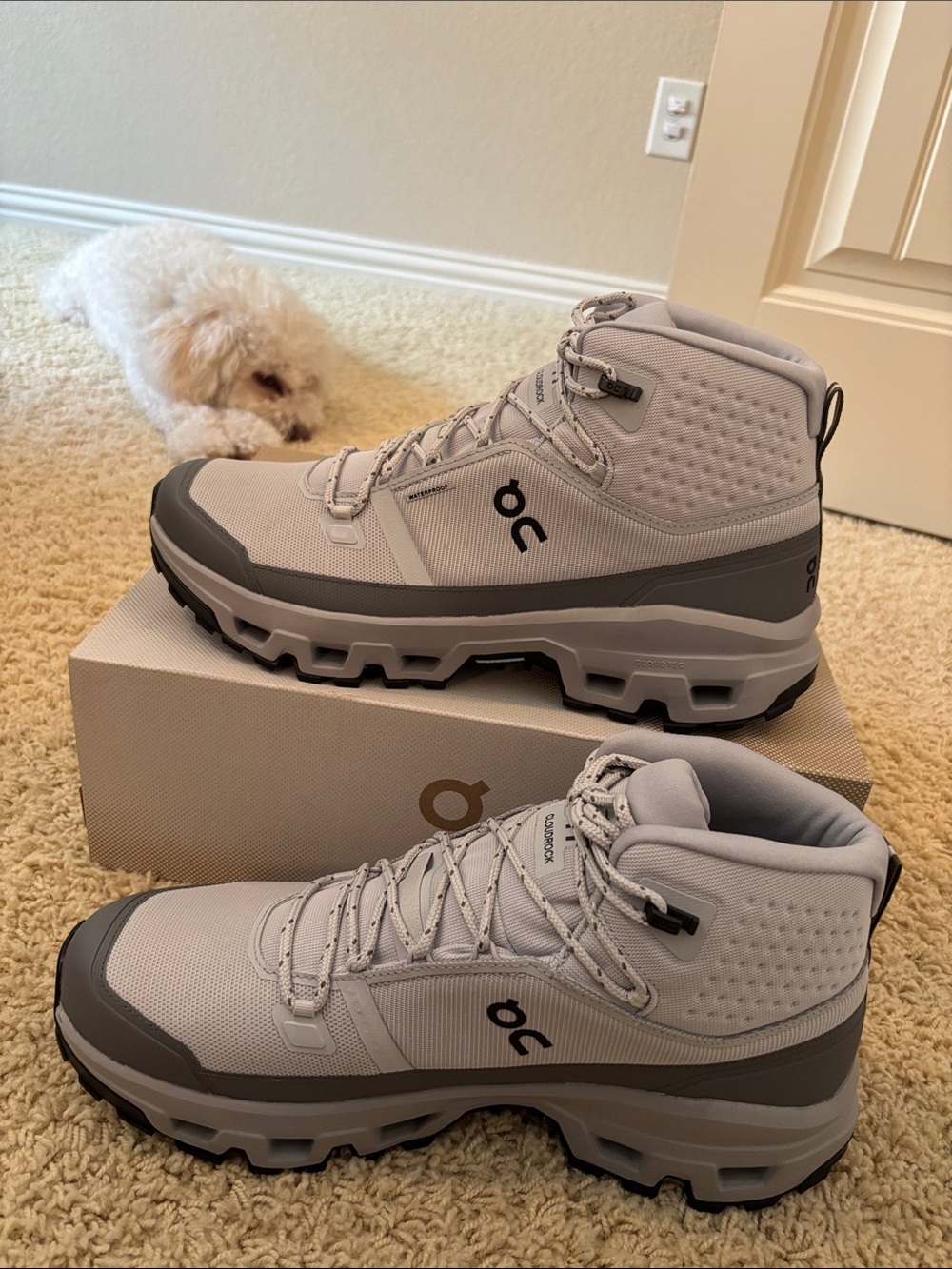On Cloudrock Mid Waterproof